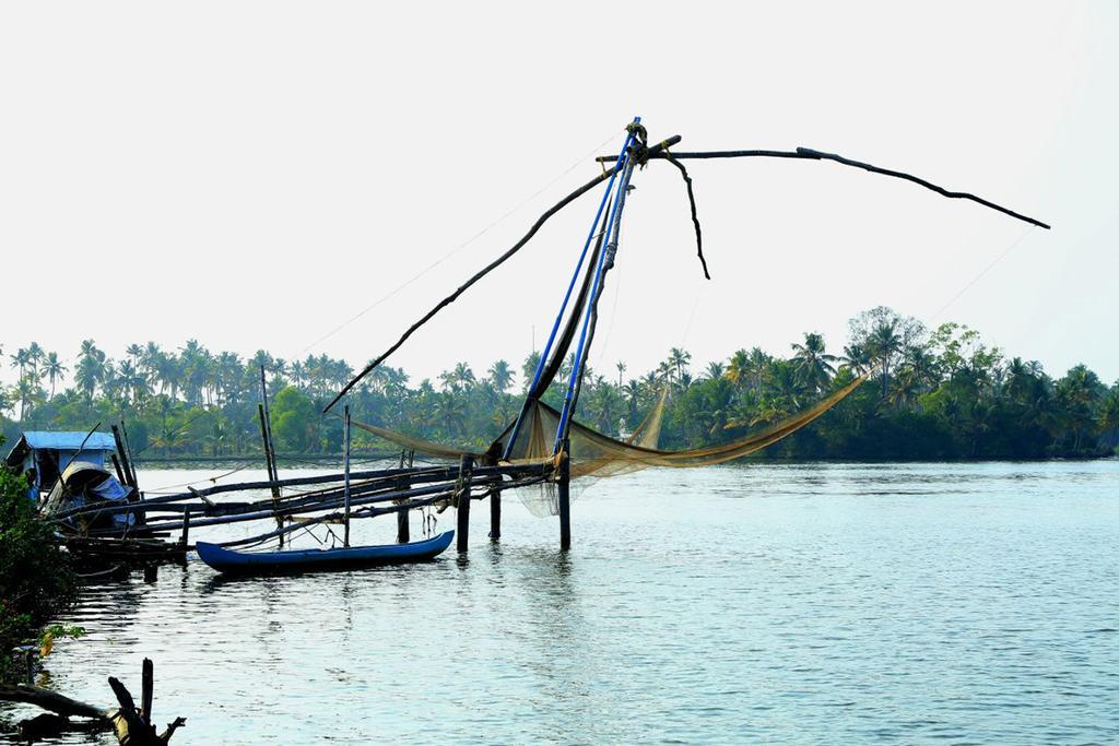 Cherai Beach Palace Exterior foto