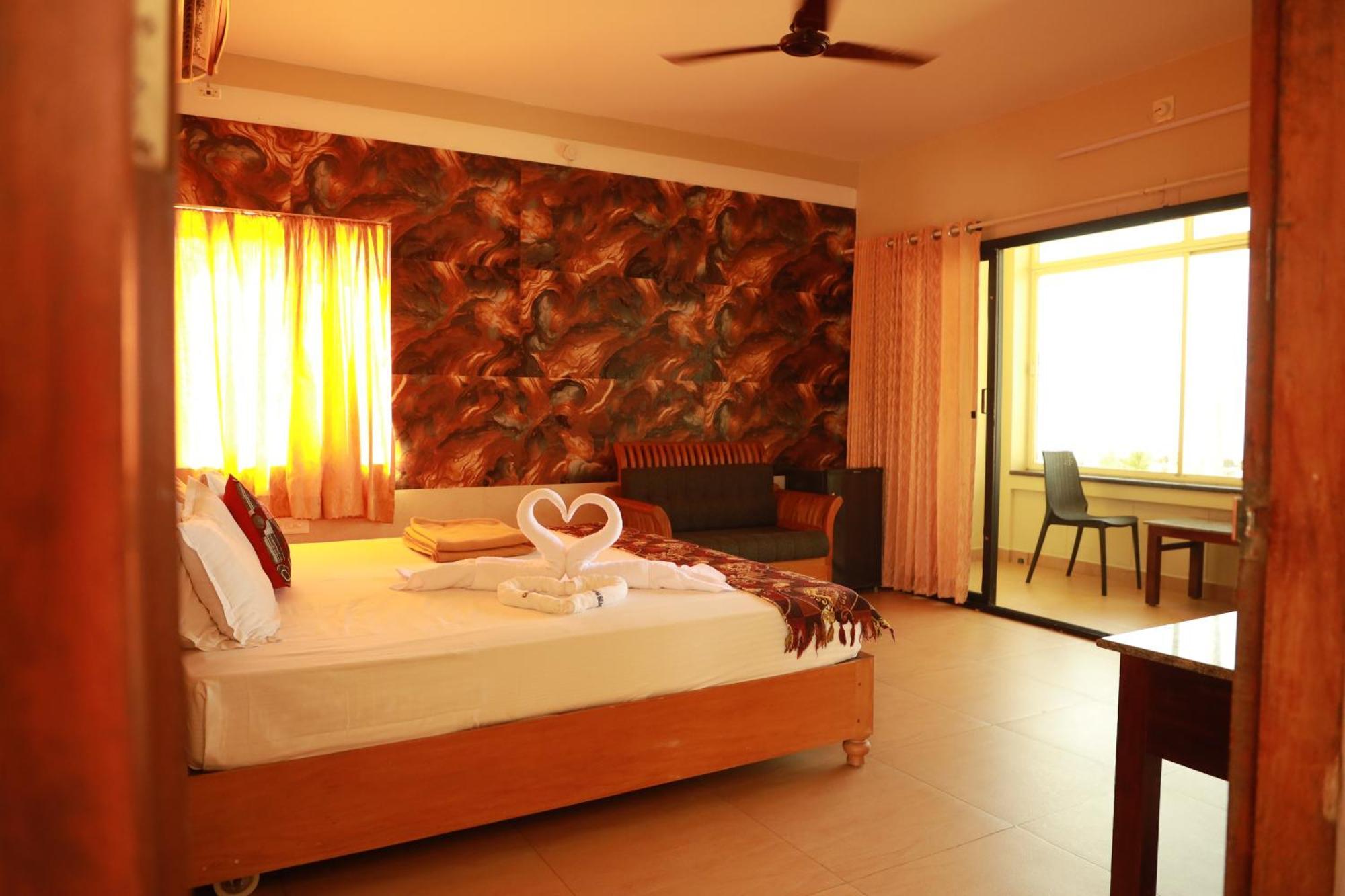 Cherai Beach Palace Exterior foto